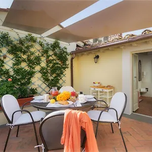  Appartamento Terrazza Silena, Centro Storico Con Vista Cortona!